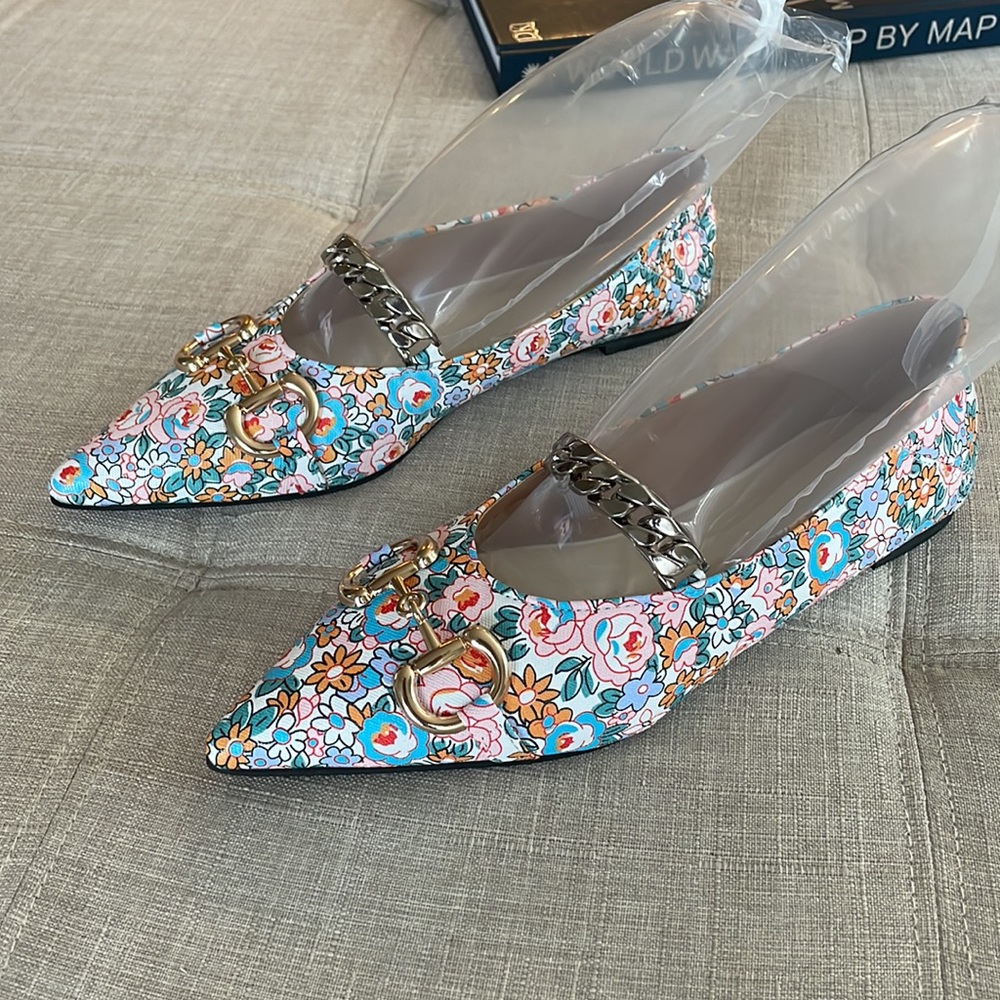 NWT Pointed Toe Chain Spring Flats Size 7.5 - Picture 7 of 9